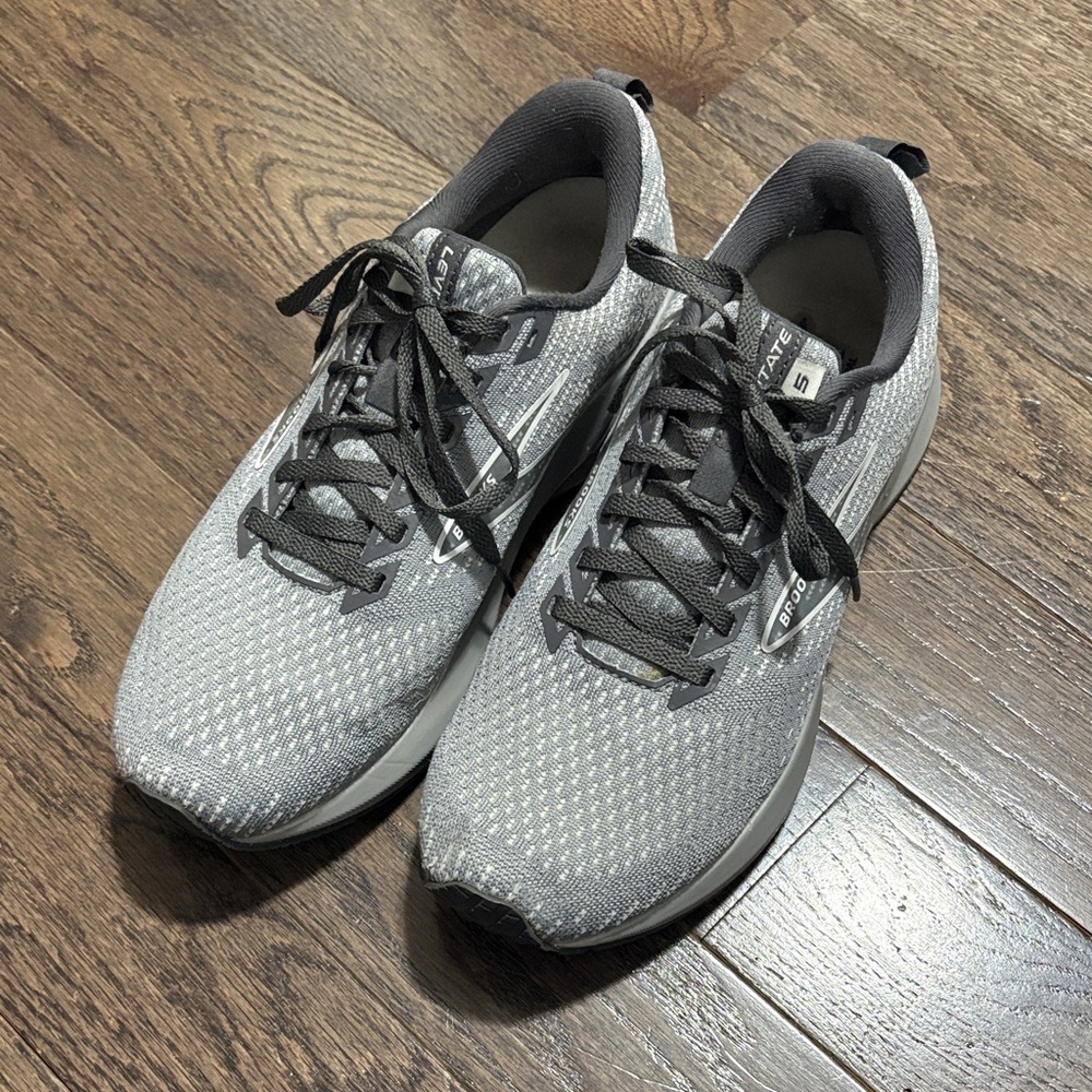 Men’s Brooks Levitate 5